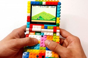 Gamer Builds a Functional Game Boy Advance SP with LEGO Bricks