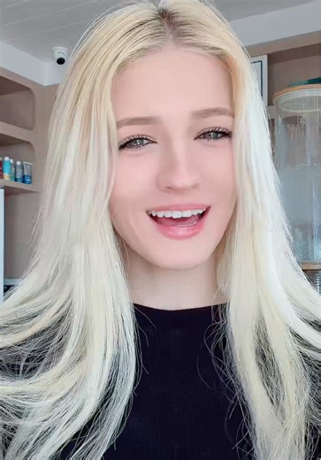 Kayla Void (@kaylavoid)’s video of sugar crash girl