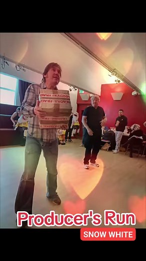 A few shots from yesterday's Producer's Run of Snow White. Christmas magic is on its way. #palacetheatreredditch #pantomime #pantoseason #snowwhite | The Palace Theatre Redditch