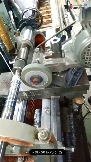 ⚙️ Tool Post Lathe Mounted Bench Grinder & Belt Grinder Attachment Manufactured by Rajlaxmi Machine Tools – India 🇮🇳 This tool post lathe mounted bench grinder is a compact & powerful grinding solution designed to mount directly on a lathe machine tool post. It is ideal for tool sharpening, surface grinding, deburring, polishing & finishing operations. Available as a belt grinder attachment for lathe, it helps workshops achieve precision grinding without extra floor space. 🔧 Applications & Fe