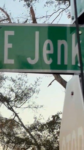 Neva seen it like dis | Chris Hamilton