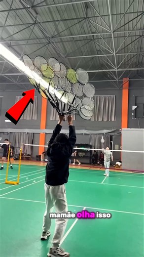 Ele Colou Todas as Raquetes Para Ganhar no Badminton! 😱🏸🔥