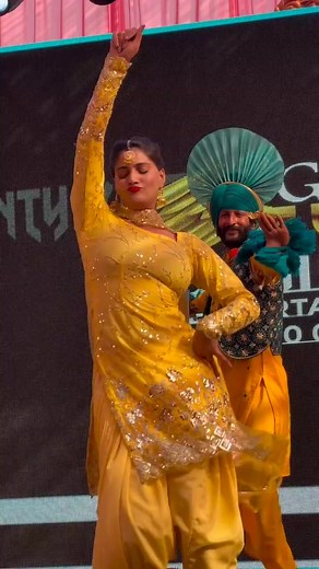 6.9K reactions · 38 shares | #simran #dance #simratkaur ❤️❤️❤️ | Simran Kaur | Facebook