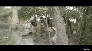 Fuerzas Especiales Israelíes- Las Fuerzas Especiales Israelíes son las unidades de mayor rango a disposición de las Fuerzas de Defensa de Israel. De hecho, Israel alberga unidades de renombre internacional como Sayeret Matkal, Shayetet 13, Shaldag y la Unidad 669.“Como el murciélago emerge de la oscuridad, como la espada corta en silencio, como la granada aplasta con furia” el Sayeret Matkal.Unidad Shaldag Shaldag, también conocida como Unidad 5101, es la unidad de reconocimiento de la Fuerza Aé