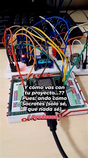 Marcos | GRÁFICO on Instagram: "a darle con todo💪🏼 #esp32 #esp32project #arduino #electronics #electronicproduct #procesador #electronica #ingenieriaelectronica #device #engineer #engineering #proyectoelectronico"