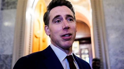 Senate introduces bill for tariff rebate checks after Trump suggestion