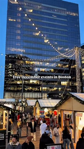 Boston’s got a sleighful of FREE fun this month, with holiday markets, strolls and parties in play. Bundle up and make some merry memories at these free December events. 🎄❄️✨ Holiday Kingdom Nutcrackers, all month in DTX Winter Garden, now thru 12/17 at the Pru Enchancted Trolley Tour & Tree Lightings, 12/6-7 around Boston neighborhoods Open Newbury Street Holiday Stroll, 12/7 in Back Bay Holiday Sip & Stroll, 12/7 in Union Square Tree Lighting & Luminary Walk, 12/10 in Fenway Holiday Stroll, 1