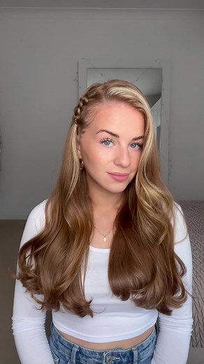 Easy hairstyle✨#hairtutorial #easyhairstyles #hairstyles #longhair #easyhairtutorials #quickhairstyle #simplehairstyle #easyhair #hairstyle #hair #hairtok #hairinspo