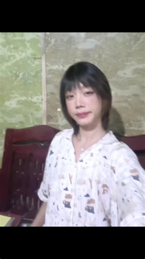 original sound - gloom ပါဝင်သည့် HELEN (@bby_helen4) ၏ ဗီဒီယိုများ