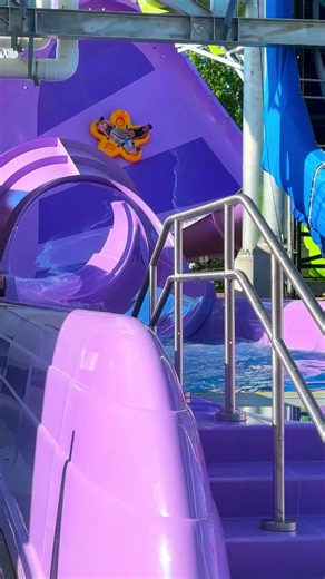 The new big water slide at Waldameer is a big hit #short #waldameer #waterpark