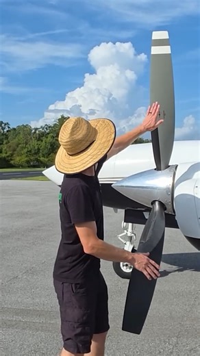 Abandoned Cessna 411 heaven for airplane enthusiasts