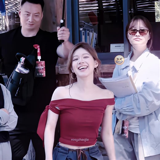 Zhao Lusi: Keeping Her Smile in C-Drama