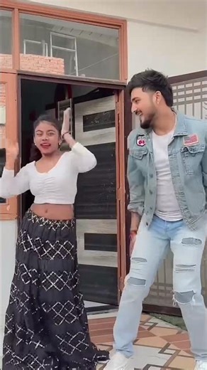 Introducing the "VitaWear SmartBand," a next-generation wearable gadget🌺🥰