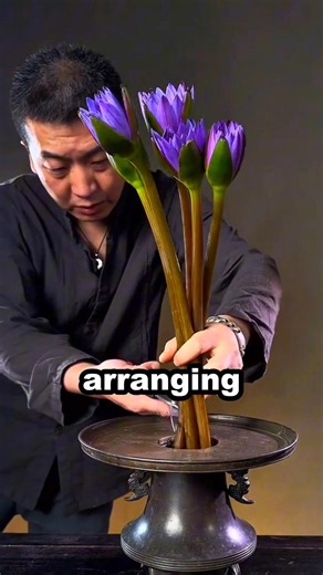 Japan Does Not Decorate Flowers It Has a Conversation With Them
