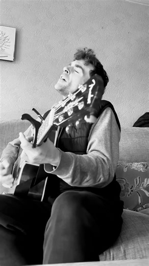 I heard this beautiful Irish song for the first time last night so I had to give it a bash. It’s called “The Dying Rebel”. I love the old Irish songs 🇮🇪🇮🇪 #singer #guitar #music #irish #ireland #cork #dyingrebel #singer | Steve Kenny Music