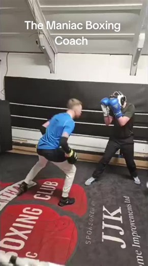 A proper fight camp is everything 🥊🔥 It prepares your body, sharpens your mind and builds the conditioning you need to perform under pressure. Fight camp gives structure: strength work, technical pads, sparring, roadwork, recovery and strategy — all dialled in week by week. You build timing, discipline, fitness, ring IQ and confidence. Your weight comes down, your sharpness goes up, and your mindset switches to full focus. A fight isn’t won on the night — it’s won in the weeks of preparation l