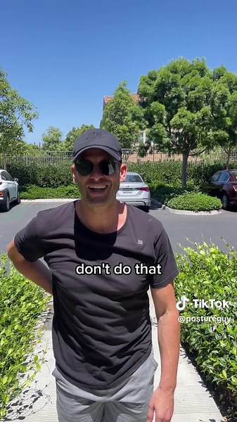 This is an amazing stretch that can be done daily, to open up your chest & restore shoulder alignment helping to improve your overall upper body posture! #posturecorrection #stretchingtips #shoulderopener