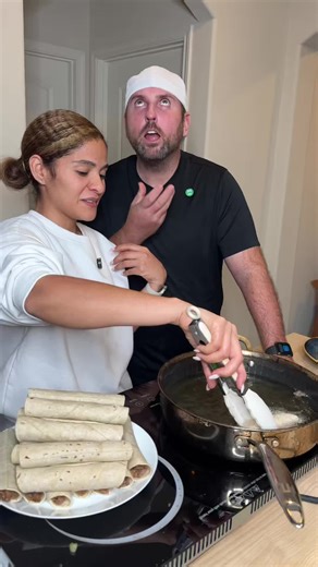 Hoy en la clase de español y cocina, el señor de las cucarachas ya iva a llamar a los bomberos🔥🔥##recetas##clases#clasesdecocina