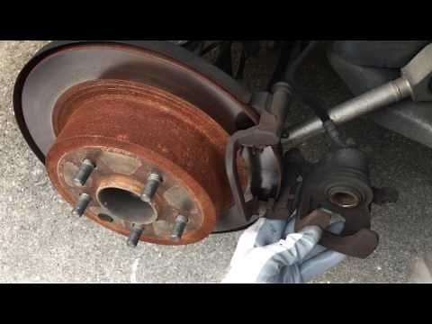 Nissan Altima Rear Brake Pads Replacement (2007 - 2012)