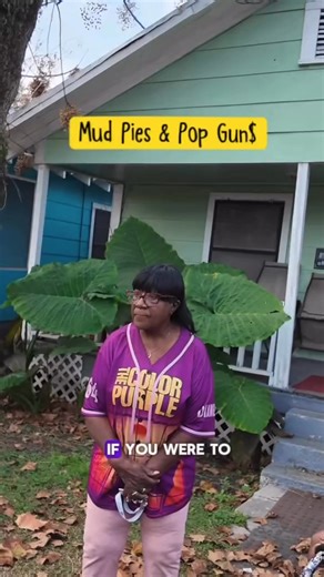 Chinaberry trees 🌳 and kids imaginations in the Historic Oneida Bungalow Court (Jacksonville, FL 🍊). Elders love going back down memory 🧠 lane. I’m always appreciative to ride shotgun 🚙. #history #chinaberrytree #tree #historybeforeus #jacksonville | History Before Us