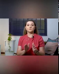 Você tem dificuldade para limpar as persianas da sua casa? A Cris Ribeiro vai te mostrar neste vídeo que é possível limpar de forma prática com dicas super simples. Pra descobrir, é só apertar play! Confira, nos comentários, a lista dos materiais usados no vídeo! Lembrando que você pode comprar no nosso site, aplicativo, televendas ou WhatsApp. #PraCegoVer: O vídeo começa com a influenciadora Cris Ribeiro sentada no sofá dentro de uma sala ampla, explicando que ao decorrer da filmagem explicará 