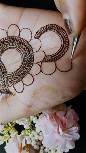 very beautiful stylish mehndi design| front hand mehndi design|simple mehndi design