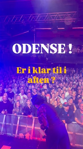 ODENSE !! Kom og syng, dans og fest med os i aften - det er på Magasinet og det bliver så FEEEDT !⭐️❤️⭐️❤️ • • • #musik #livemusik #dodoandthedodos #koncert | Dodo & The Dodos