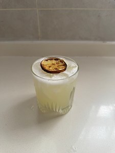 1.2K views · 11 reactions | Fridays are for cocktails, this vodka sour is my fav 襤 what’s yours? #asandastable #explorepage #cocktails #vodkasour #foodpage #reels #trendingnow | Asanda’s table | Facebook