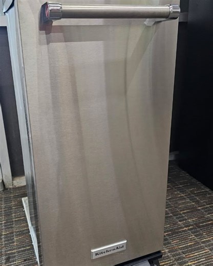 DC Appliance | 💰 NOW ONLY $999 💰 KitchenAid 1.4 Cu. Ft. Built-In Trash Compactor Small detail. Big upgrade. ✨Simplify your trash collecting and recycling... | Instagram