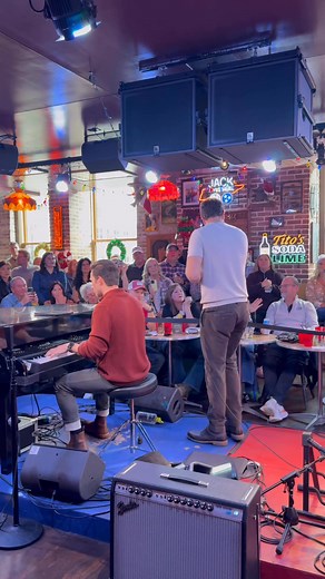 Music row happy hour is always a good time | Brett Eldredge