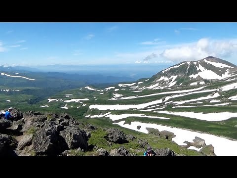 北海道・白雲岳 荒れる登山道の整備に協力金