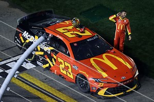 Bubba Wallace's No.23 Toyota Camry draws inspiration from Columbia's 1986 Bugaboo jacket for Atlanta