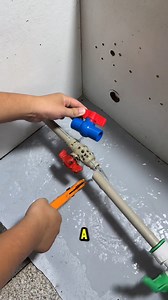 509K views · 2.2K reactions | This is how pros stop a water leak without shutting off the main valve. #QuickFix #ProPlumber #fblifestyle | baitbox.pl | Facebook