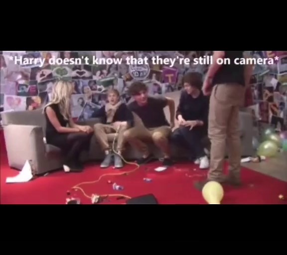 i'm back #larrystylinson #larrymoments #videolarry #moments #harryandlouis #harrystyles #louistomlinson