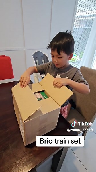 unboxing Brio World Record and Play Station #brio #trainset #briotrain #briotrainset