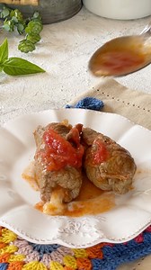 Involtini di carne al sugo https://blog.giallozafferano.it/cucinoperpassione/ricetta-involtini-di-carne-al-sugo/ | Cucino per Passione di Barbara Benetti