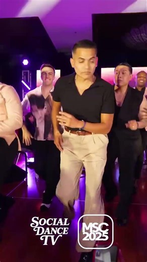 It’s time to hit the dance floor with the boys🕺🪩