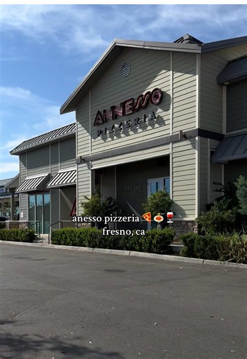 anessos pizzeria 🍕🍝🍷in fresno,ca 📍perfect for date night or lunch! i recommend the cacio e pepe pizza and rigatoni!!! #fyp #foryoupage #pizza #559 #fresno