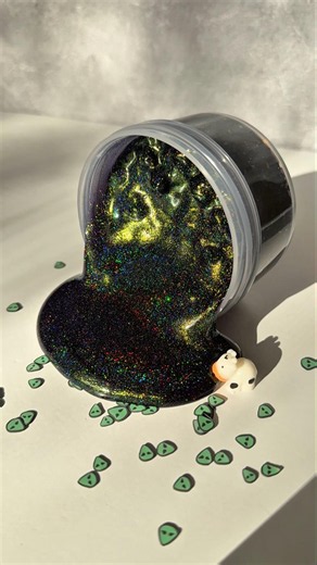Alien Invasion and more space slimes restock tomorrow night! 🐄👽