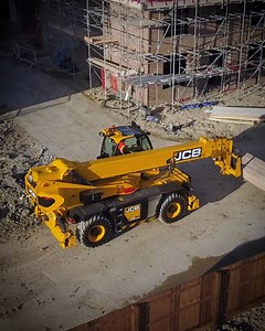 60K views · 1.2K reactions | Safe by definition. The new #JCB 555-260R has been designed for complete safety, with best-in-class visibility and load management system to keep you safe and secure at all times. Discover more: bit.ly/30AXtFV _​ The 555-260R is available to order in US, UK, EU, Australia, Asia and Latin America. | JCB | Facebook