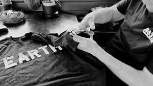 “It’s an intimate study of Neil Young as both an artist and a person…and beautifully directed.” -NPR Experience the illuminating tour documentary on the big screen tonight in movie theatres around the world. Head to www.coastalthemovie.com to get your tickets. 'Coastal: The Soundtrack’ is out now – available on limited edition clear vinyl pressing, black vinyl, CD, or true hi-res digital. https://neilyoung.lnk.to/Coastal #NeilYoungCoastal | Neil Young - Reprise Records