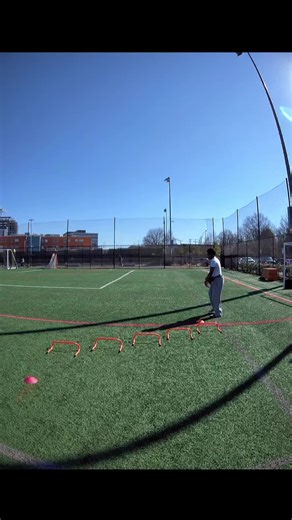 I love One on One session. Good for building the small things. Tap in✅ #mpx_labs #dmv #runningback #football #viral