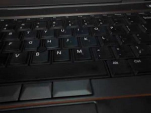 Como escribir aroba @?