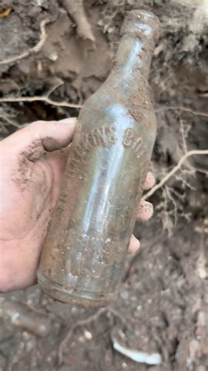 #Dig #sunrise #poison # #vintage #collection #soda | Giftflasche Antique SKULL Poison Bottles