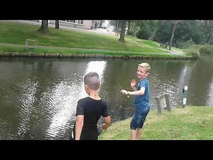 Zo spring je in de sloot