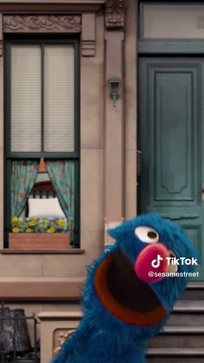 Get ready to step to the front, step to the back, and groove with Grover! 💙 #SesameStreet #FridayFeeling