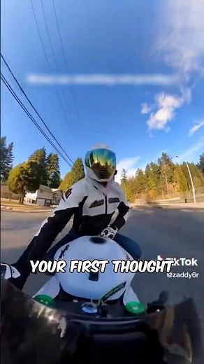 Motorcycle Death Wobble or Tank Slapper! 🤯