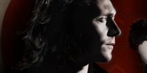 Only Lovers Left Alive: Tom Hiddleston jako upír