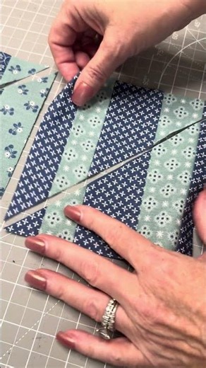 Easy Strip Pieced Quilt Block That Looks Complicated ✂️🧵