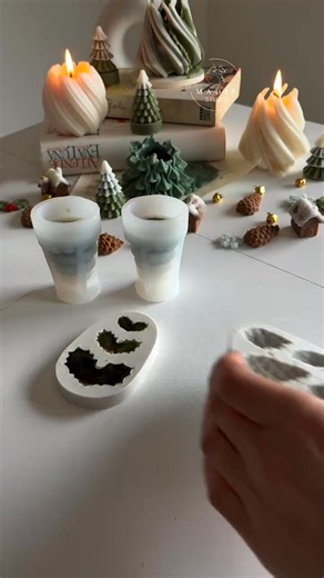 Winter candle ❄️ Ad | Collab I use the Niimbot B21 printer for my candle labels and absolutely love it! It’s super easy to use via the app — perfect for labels, DIYs & small packaging. ✨ Get yours through the link in my bio and use my code MADISSTUDIO to save 15%! #niimbot #smallbusinessessentials #labelprinter | Madis Studio